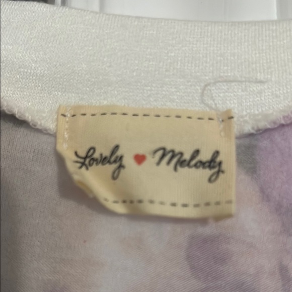 Floral Women's Top with Purple Accents - Picture 2 of 4